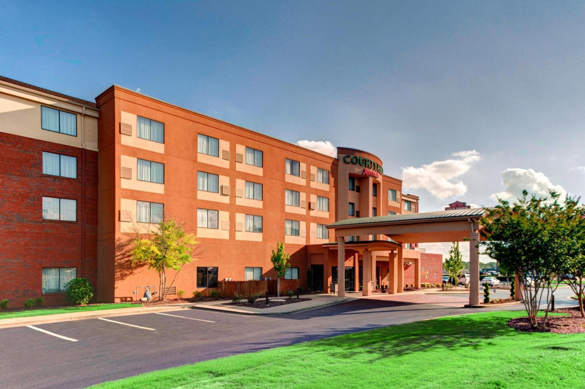 Hotel Courtyard By Marriott Anniston Oxford Exterior foto