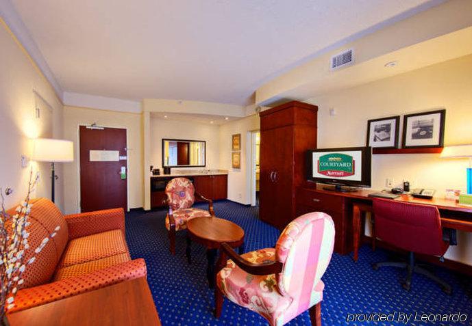 Hotel Courtyard By Marriott Anniston Oxford Exterior foto